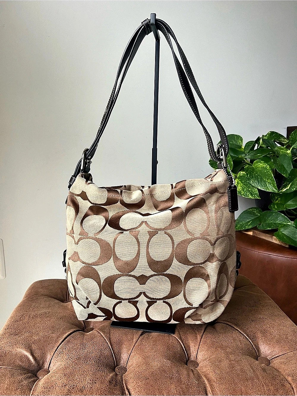 Coach Signature Canvas Hobo Style F15067
